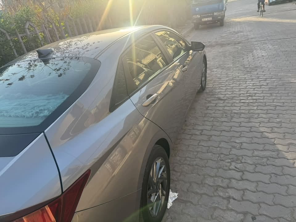 النترا 2024. ارقام أربيل
فول مواصفات عدا الفتحه 
‼️مكينه 2000دوش
‼️بصمه+تشغيل عن بعد+بصمة ابواب
‼️شاشات متصله كبيره دجيتل
‼️
‼️تبريد مناخين بيانو 
‼️ثلاث انظمة قياده 
‼️قياده ذاتيه (داخل المسار)
‼️التحذيرات اماميه خلفيه من التصادم (رادارات)
‼️توقف ذاتي (بريك تلقائي للحمايه من التصادم في حال عدم الانتباه)
‼️مثبت سرعه متفاعل بالقياده 
‼️سايد بريك اوتو
‼️اوتو هواد
‼️صندوق خلفي بصمه +يفتح عند الاقتراب تلقائيا 
‼️شاشات متغيره الانظمه والالوان
‼️تحذيرات جانبيه
‼️تحذيرات عند فتح الابواب للحمايه
‼️حذير عند الخروج من المسار
‼️مانع انزلاق 
‼️‼️وباقي المواصفات بهل فئه‼️‼️
رقم ‭***********‬
اني مكلف بل نشر
