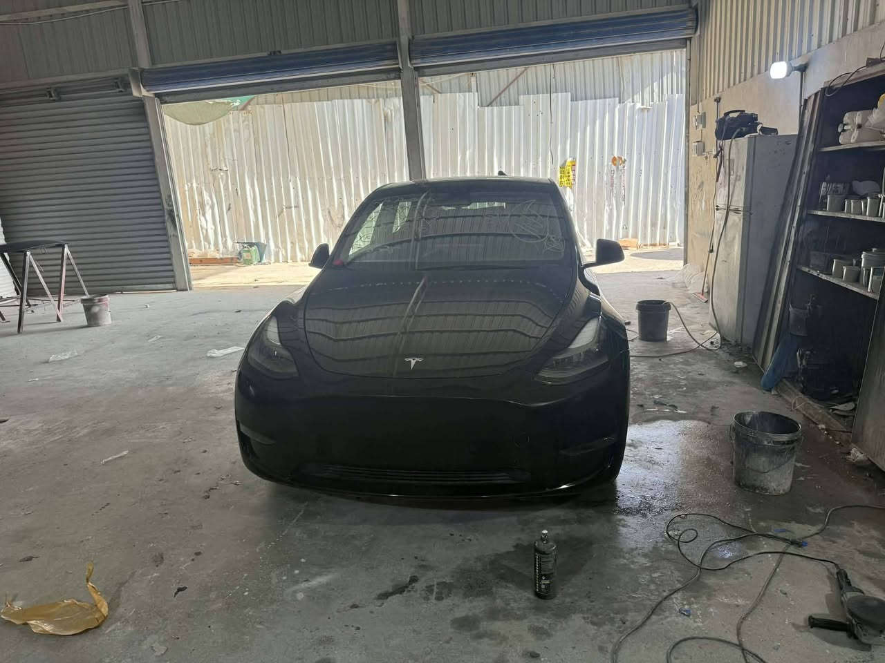 تسلا Y موديل 2024 دبل ماطور حادث موضح بالصور جاملغ تبديل وبارد بالباب
فقط والباقي كفاله السيارة ماشيه ٣٣ الف KM 
المواصفات معروفه 
ملاحظه 🤌
السيارة حاليآ بعمان اسلمك اربيل مرقم وجاهز بأسمك 
السعر 210 
للاستفسار الاتصال ع رقم ***********
او زيارة مقر الشركه معارض البياع شارع الوسط 
معرض الاصدقاء المركزي
