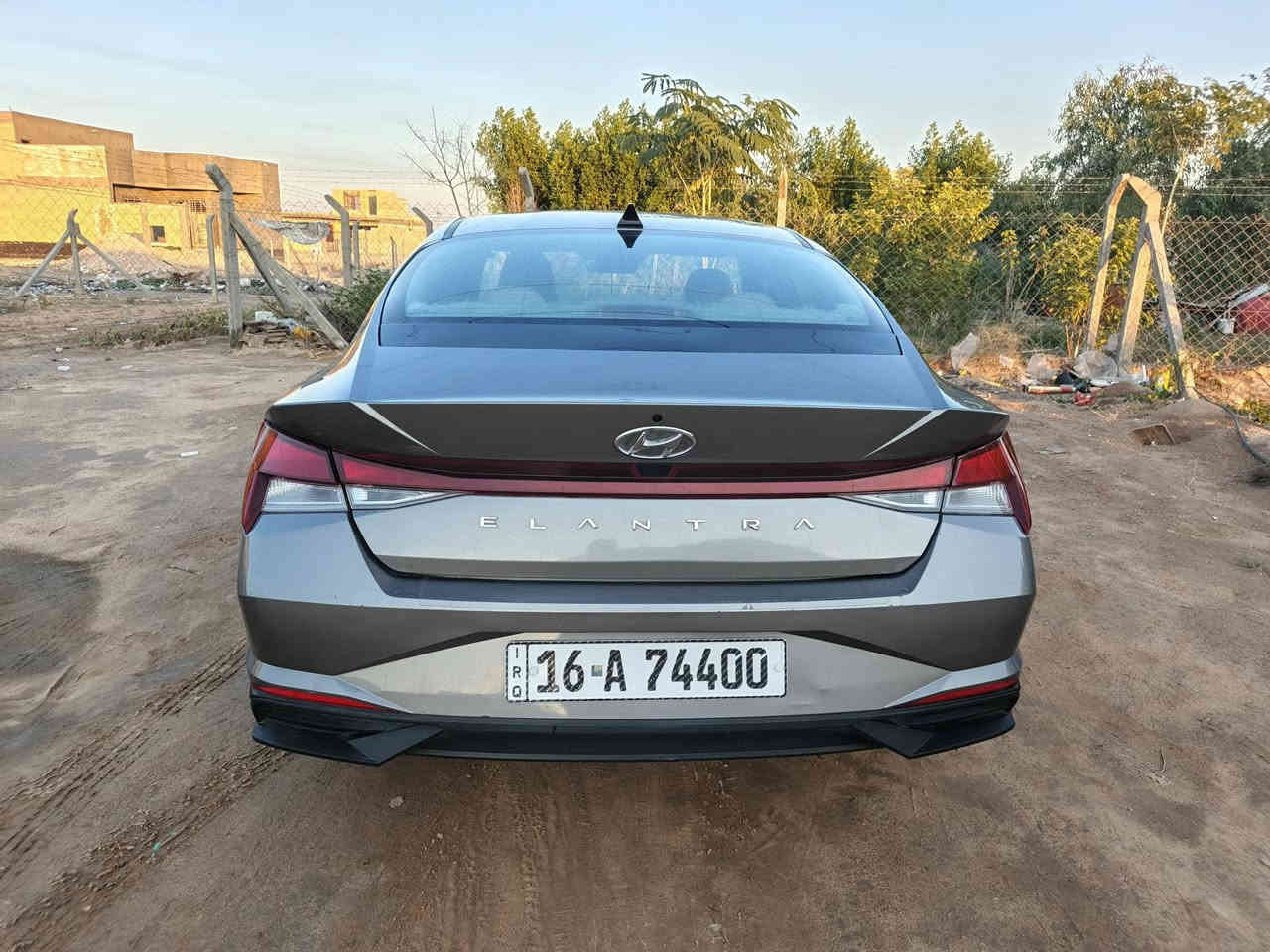 الانترا 23 امريكي السياره نظيفه بسمي مواصفات فول ماعدا الفتحه حادث السياره الموضح بالمنشور صبغ سبايدر الجنطه فقط والبنيد مبدل أصلي تفصيخ نفس الون الإرباك سليم سعر السياره 165 وبيها مجال   ***********
