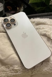 ايفون 13 برو ماكس بطاريته (79)ذاكرته (256) مبدل فقط شاشة اصلية مال شرك...