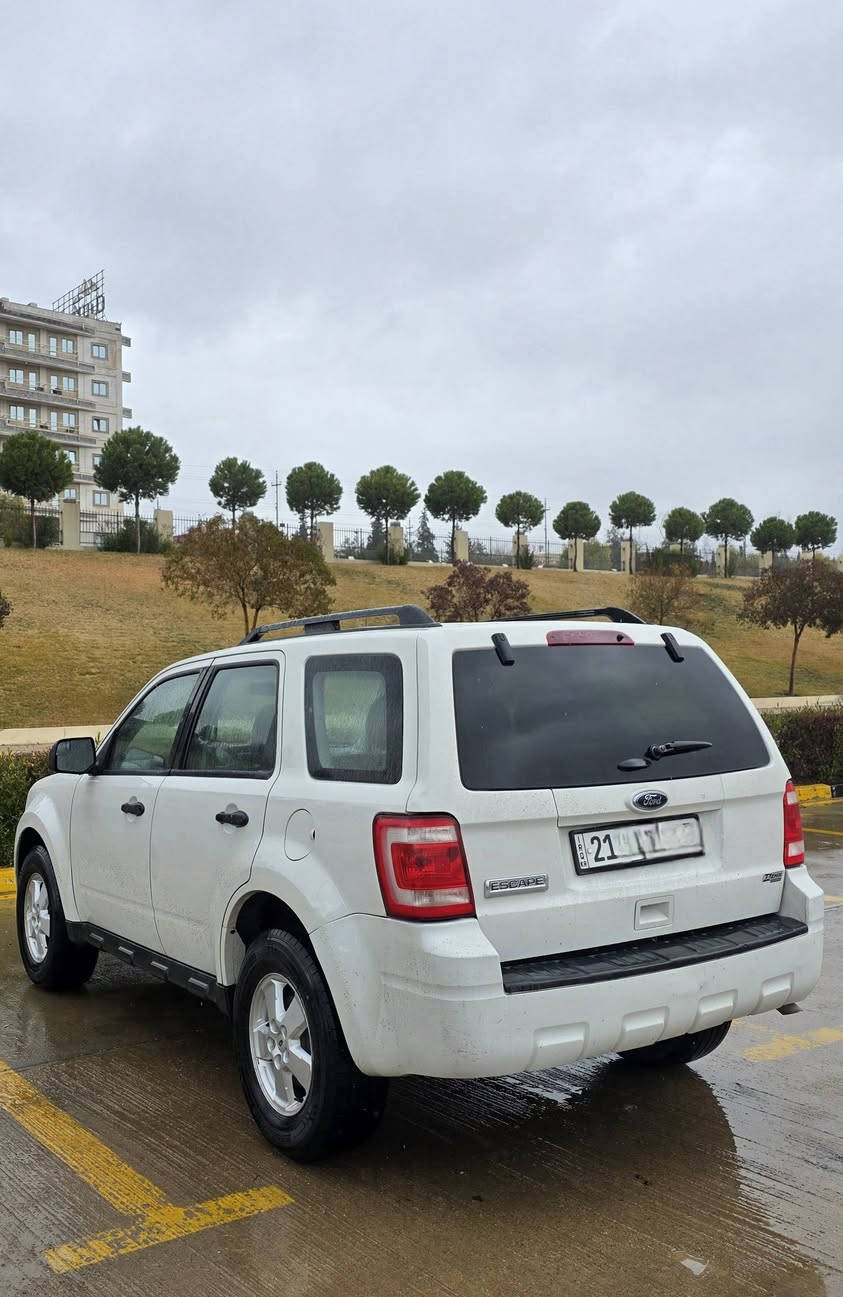 به ناوى خودا

فورد اسكيب  ٢٠١١
مه كينه ٢.٥  تاك اكسل  مه رغوب
خاوين بى كيشه بى نوقوستانى
كيرومه كينه به شه رت جركه ى تيا نيه
بى بوياخ ٢ به له ساردى هه يه سه ياره كه زور جايزه ناو زه رد تايه تازه سه نه ويو ره قه م تازه تا ٢٠٢٩
ته حويلو به ناوكردن به شه رت
شوين/سليمانى
نرخ/١٣١ كه لاو معامه له
ت/***********
