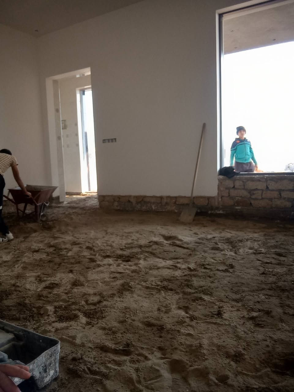 سلام عليكم  /  يوجد كادر عمل جاهز /  تصعيد مواد /  تنضيف بيوت /  تفليش /  تكشيط /  دفن نهري /  شقلنه ليل ونهار /  ومعداتنه جاهزه  ومالك دخل بكلشي تأخذ شقل جاهز مني سلمني شقل وتأخذ شقل جاهز / ماعليك بس تصال على رقم /// ***********
