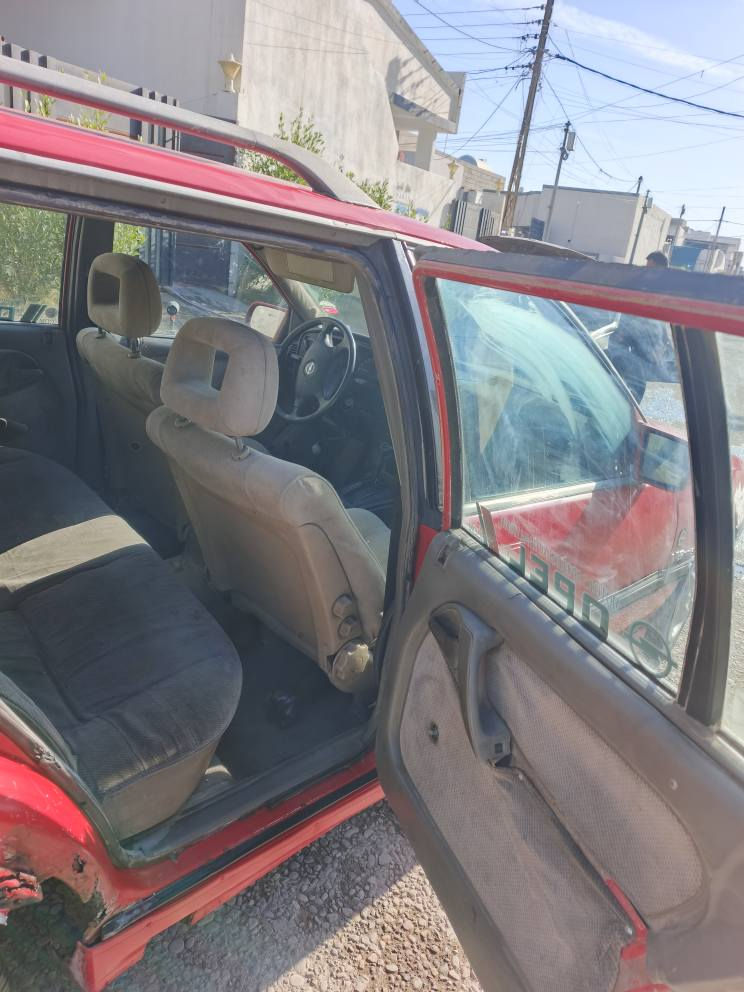 سلام علیكم اوبل اومیكا استیشن للبیع سیاره نضیف ماشالله كیر و محرک بطه مجول مكینه مرغوب سنویە عاج شرط اولیات ابیع سیاره بی مصرف قلیل  عند دخان ابیض *********** كركوك, العراق
