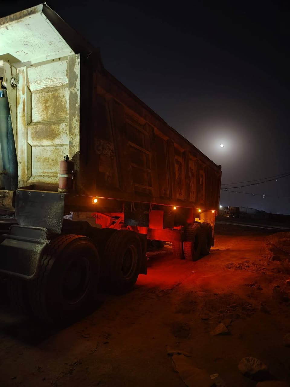 السلام عليكم عربانه للبيع علم 2006 كفاله عامه ***********
