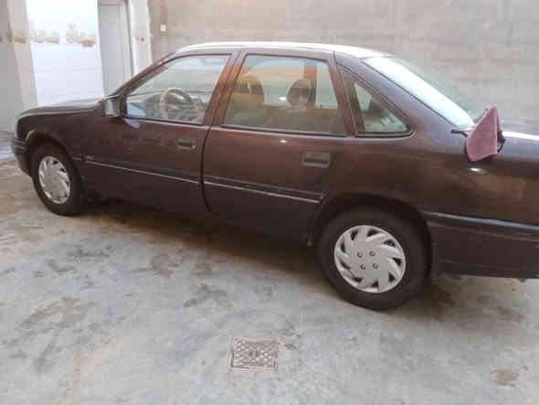 اوبل فيكترا موديل 93 حجم 18 رقم ديالى سنويه لحد 27 محرك كير شرط تحويل مباشر السعر 37 وبيها مجال رقم الهاتف ***********
