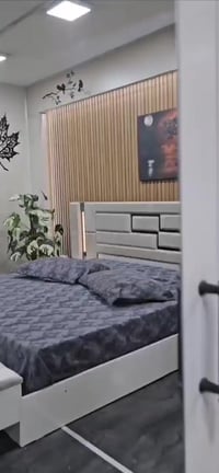غرفة نوم • ١٠ قطع • سرير مخزن