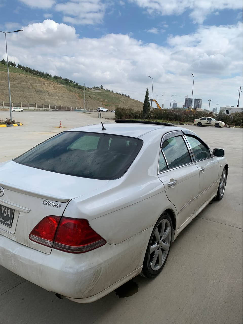 بؤفرؤشتن 59 مةجاليكي كةم ***********
سپؤرت بةس موسة سةقفو حيزام بةشةرت 
2005 3دوگمة چلد سلايت هيتةرويل دينگة
182 گيرو مةكينة گةورة  گيرو مةكينة بةشةرت 
تةقةو رةقة ي تيانية كارةباي هةمو گياني ئيشةكا 
لةسليمانيم السليمانية, العراق
