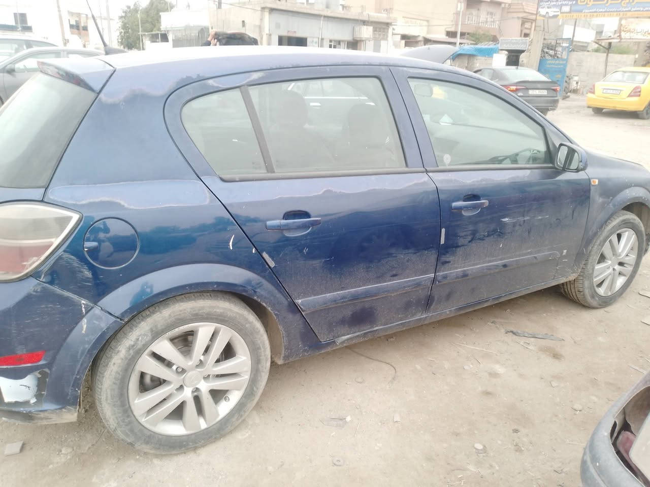 سلام عليكم اخوان اوبل استرا موديل 2008بدون ضربة سياره حلو كير محرك شرط رقم كركوك سنويه منتهي مكان سياره كركوك سعر 40ورقه بي مجال ***********/***********
