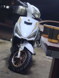 دراجه اف اس مكينه ماكس كله عل بلاد مكينه مامفتوحه وكهربياته كله شغله س...