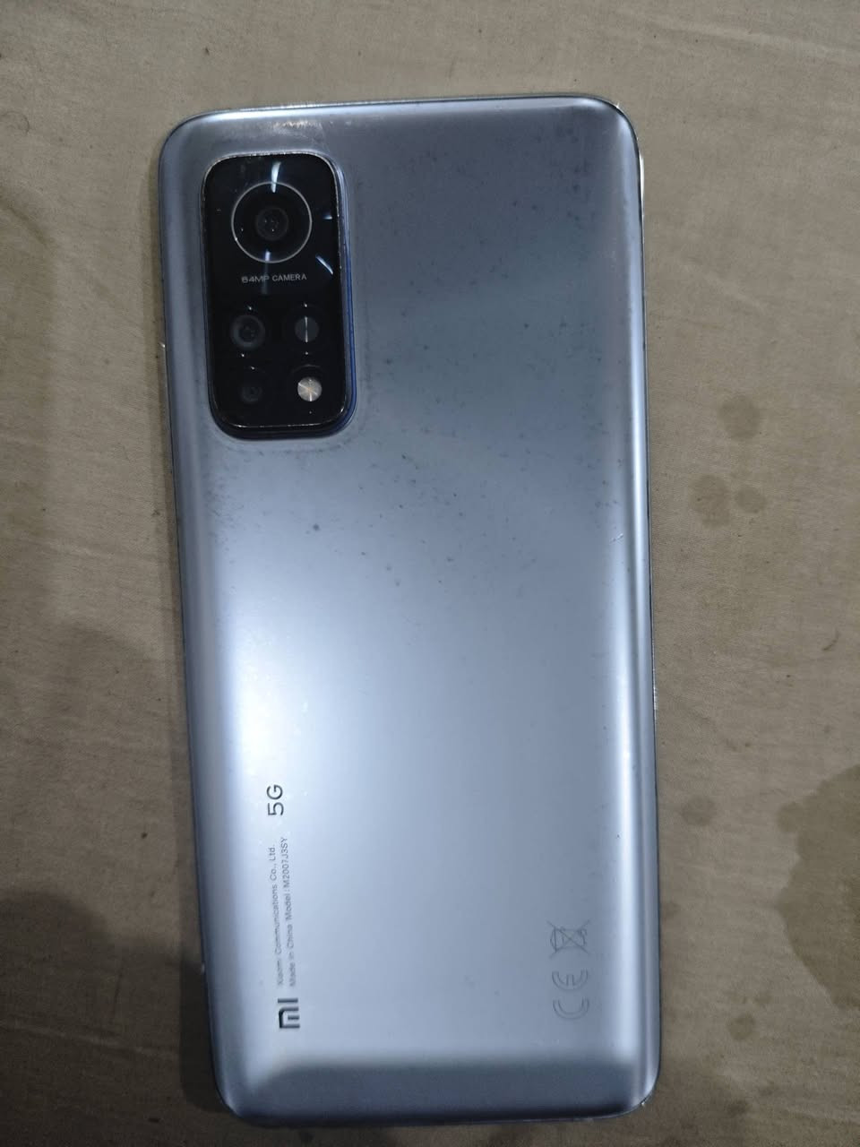 شاومي mi 10t للبيع نضيف كلش شاشه 144 هرتز شحن سريع وجهتز حيل نضيف
كلاس الشاشه بي كسر خط مو جبير من جوه 
بصمه شغال جهاز حيل سلس قوي 
بدون ملحقات سعره 125 الف
***********
