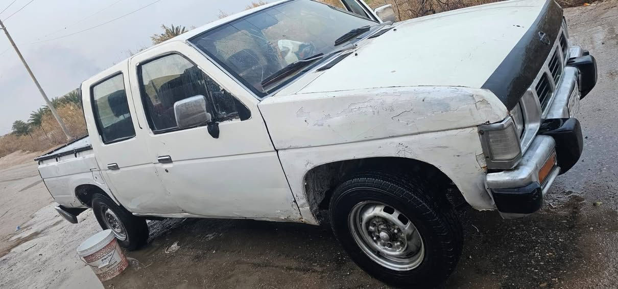 بيكم نيسان مديل 93 رقم بصره سياره حلوه ونظيفه المكان البصره قضاء المدينه للاتصال*********** السعر 29 ورقه
