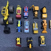 سيارات حديد • مجموعتين • بريطاني