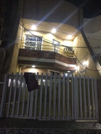 للبيع بيت ١٠٠ متر طابقين في كفائات السيدية البيت طابقين ٣ غرف نوم و صا...