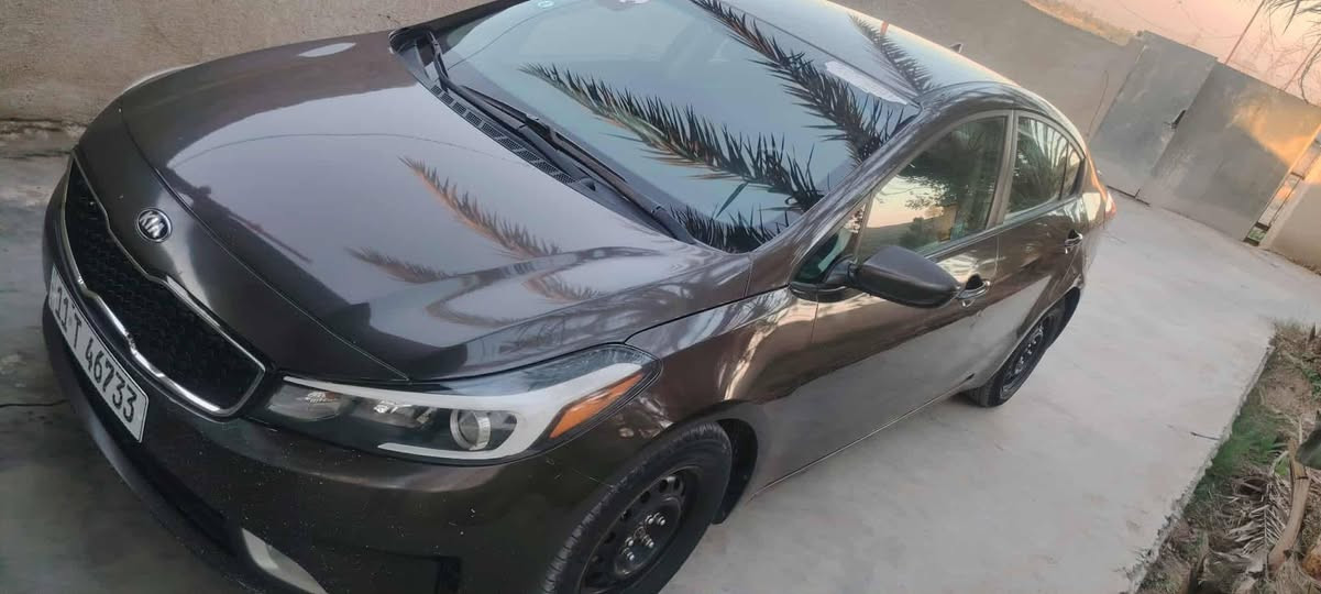 السلام عليكم كيا فورتي ١٧ أمريكي ليبل واحد محرك ٢٠٠٠ دوش رقم بغداد انكليزي سياره حادث بسيط بدون ايرباك بجم كبس بدون دواخل ليبل واحد بيه ضرر بس مسطره مال رقم قبغ جنطه فقط صبغ السعر 122 وبيهة مجال للاستفسار***********
