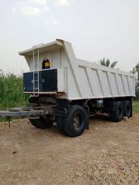 مقطورة للبيع تخم تاير جديد زوجين نص عمر ونج بسليفون جديد شاصي مكفول حد...