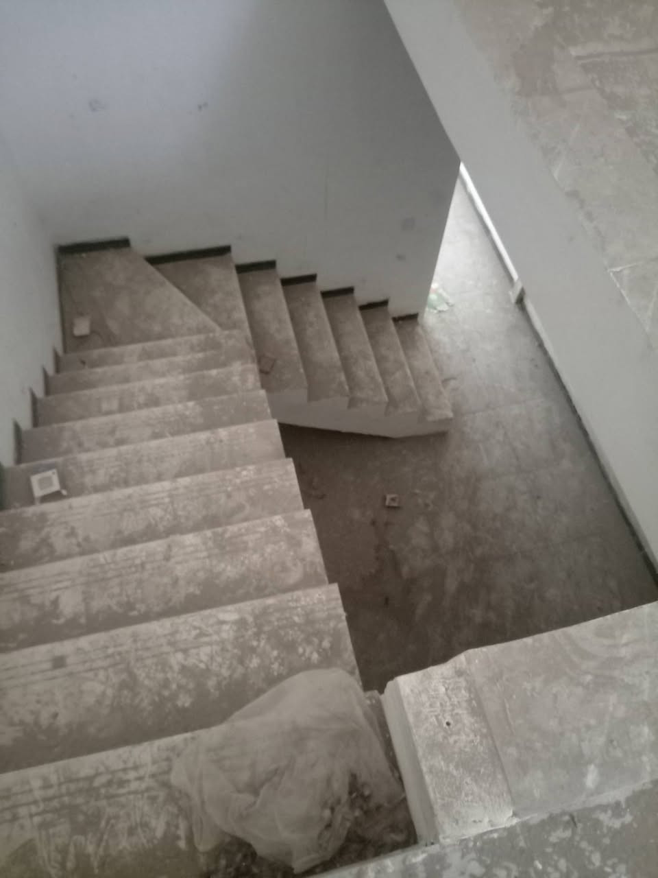 اسلام عليكم ورحمة الله

يسر مكتب المحمود للعقار 🏡🏡
🫵🫵🫵🫵🫵🫵🫵🫵🫵
عن توفر دور سكن تونات ملك صرف

 🌺🌺🌺🌺   ملك صرف زراعي 🌺🌺🌺

مساحة ١٠٠متر صافي ٢نون مع صاله

ومطبخ __خدمات البيت تسليم مفتاح

منطقه مرتبة خدمات كاملة بداية المنطقه

قرب عل شارع لعام ملك صرف زراعي
👇👇👇👇👇👇👇☝️☝️☝️☝️☝️
السعر ٩٥ مليون مع المجال
مكتب المحمود للعقار ابو حسين *********** بي واتساب
