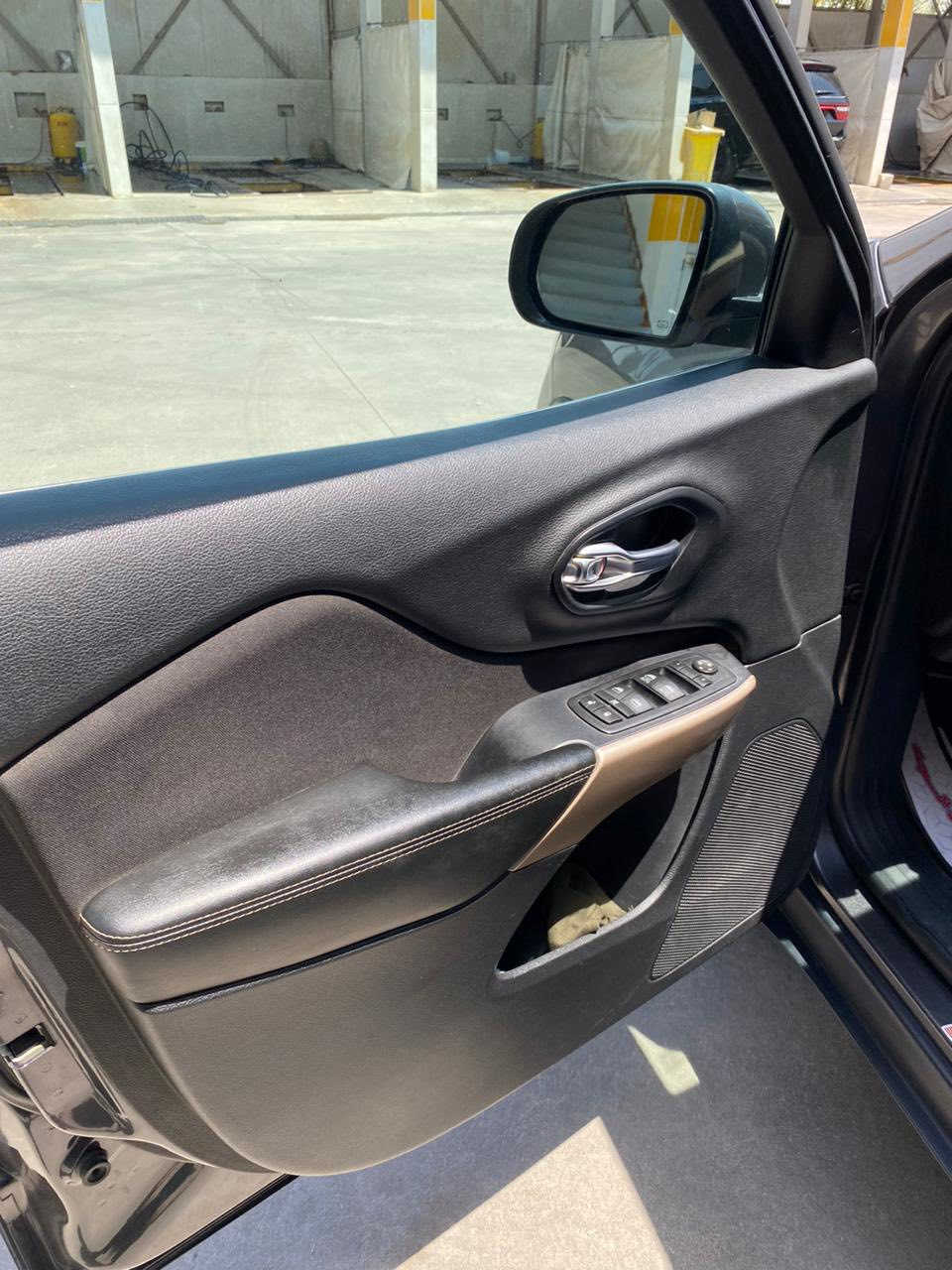 السلام عليكم جيب بزون مديل ١٧ للبيع مكينه ٢٤٠٠ تو ويل ماشيه ١١٠ كيلو رقم بصره باسمي السعر ١٤٣


**إذا كنت صاحب هذا الإعلان وتريد حذفه لأي سبب، رجاءا أرسل رسالة إلى الدعم الفني**