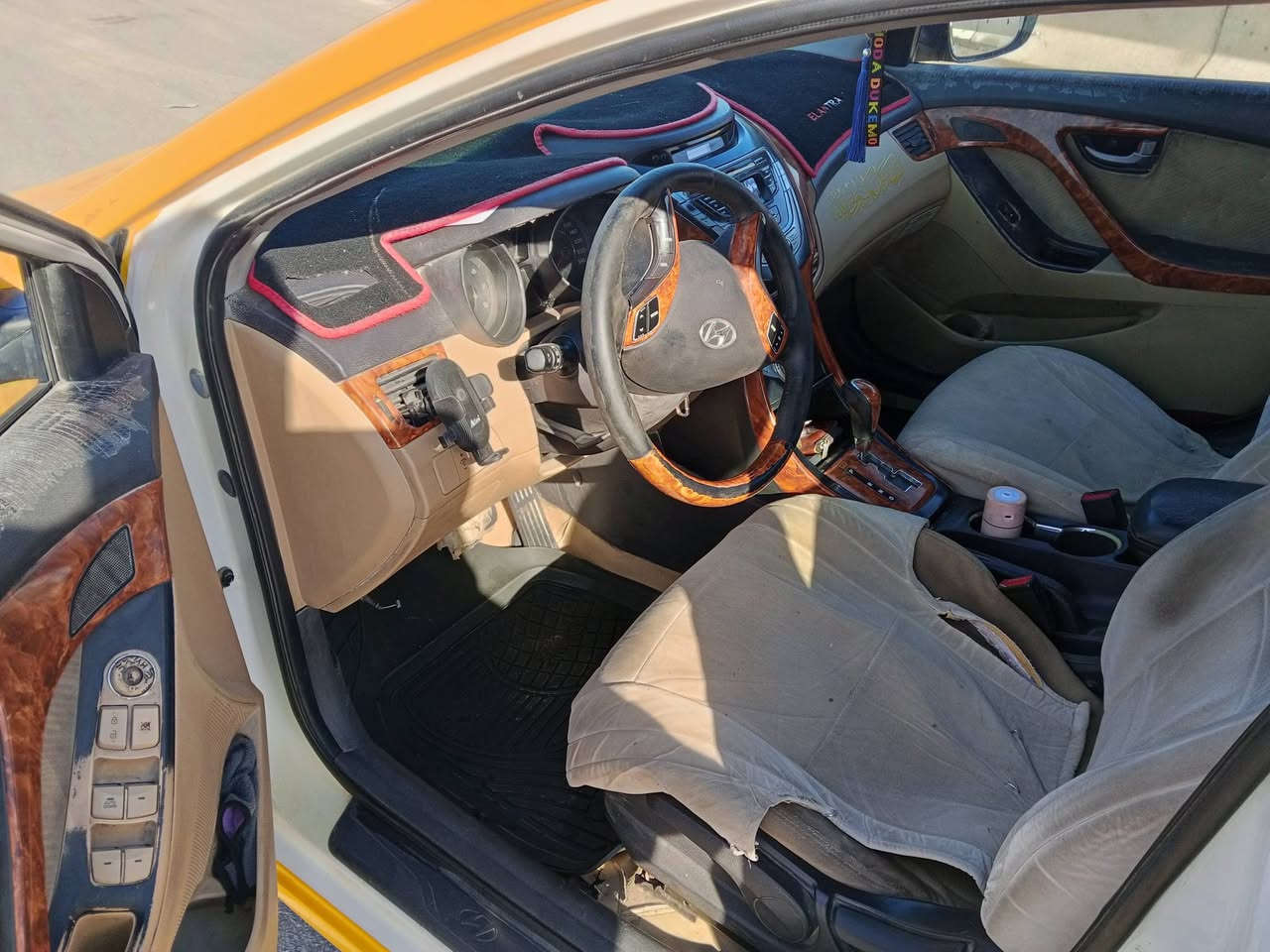 السلام عليكم النترا موديل 2012 مكينه كير تبريد حداده كله جديد سنويه ما منتهيه بعدهي للبيع او مراوس سعر 83 للاستفسار الاتصال على الرقم ***********
***********
