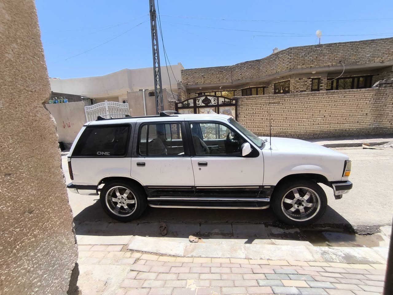 السلام عليكم فورت اكسبلور البيع 1992  سياره حلوه ونضيفة مداور ثاني يوم السعر 30وبيها مجال الطيبين 
***********
