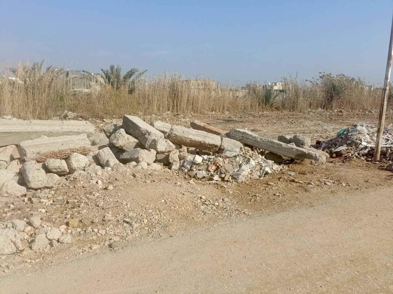 سلا عليكم متابعني. يالله يارزاق
العنوان كوفه علوت الفحل شارع الفلل 

قطعت ارض طابوزراعي سند 25 قرار محكمه

المساحه1400متر الوجهيه 70ونزال 20  

  طابو زراعي سند 25 

للستفسار اتصل عل الرقم *********** وتساب

يتوفر كافت القطع الراضي والمنازل توصل خاص او وتساب
