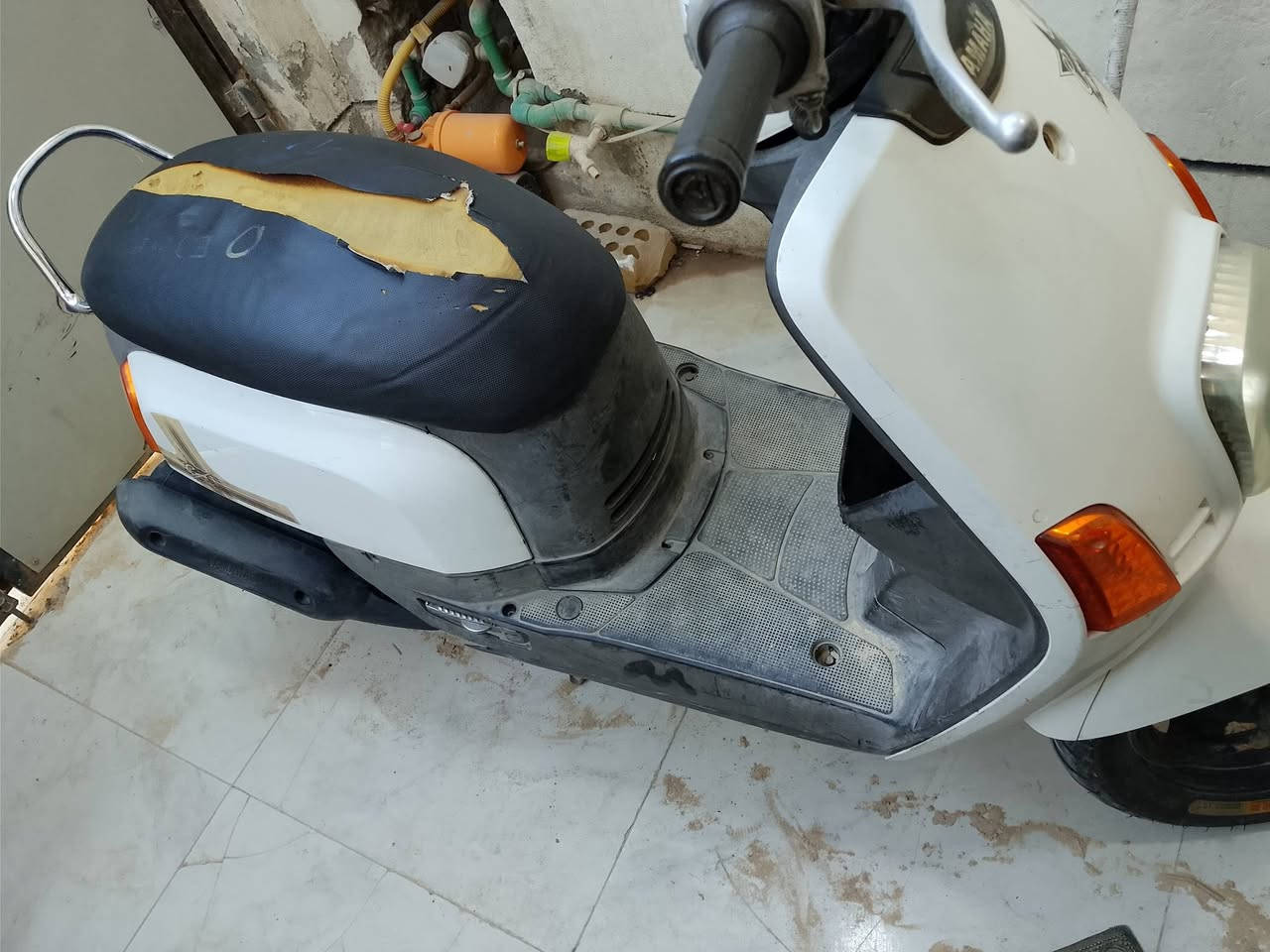 ماكس بوليسي بيه وصل معرض الحمداني
ما صارله هواي من طالعه دراجه ما مفتوح برغي بيه بلادي 
كهربائيات كله شغاله سلف هندر 
شلعه ومعدل 
السعر 800 وبيه مجال شي قليل 
بيع او مراوس بنامة 
***********
