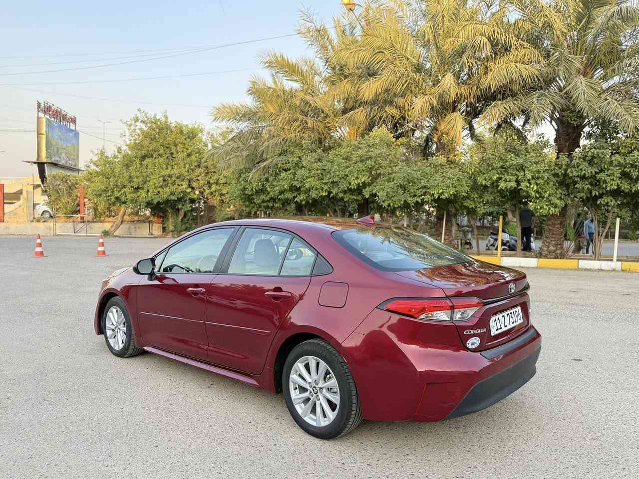 السلام عليكم 🙋🏻‍♂️🌹
للبيع تويوتا كورلا ياباني موديل 2024 بوضع الشركه دخول جديد ترقيم جديد بأسمي رقم بغداد دولي تحويل ثاني السياره وارد أمريكي ضررها جداً بسيط بارد بالبنيد  فقط مكفوله من الصبغ والتبديل مكينه 2000 كير محرك صدر تبريد مكفولات ماشيه 17 مشي أمريكا ترايها زيرو برغي مابيها نقص جاهزه جديده بمعنى الكلمه حجر بيئه بلادي أرضيات وكتلوكات شركه 

مواصفات 🚘🤍

بصمه تشغيل 

شاشه كبيره لمس كامره 

رادرات توقف ذاتي عند الاقتراب مسار خطي 

سايد بريك بصمه اوتو هولد 

ويل كب مع تخم تاير جديد

فول تحكم استيرن اربع جهات بلوتوث حاكيه واي فاي كار بلي 

زنون بلادي عالي ناصي 

داخلها لونين

بصمه ابواب دخول ذكي 

للأستفسار *********** أسيا ❤️ ➡️

*********** عراقنا ❤️➡️

ابو علي مكاني بغداد البياع السعر 148 وبيها مجال 🔥❤️
