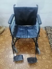 كرسي للبيع جديد مستعمل اسبوع فقط السعر 125هاتف 07810276570 / 077220664...