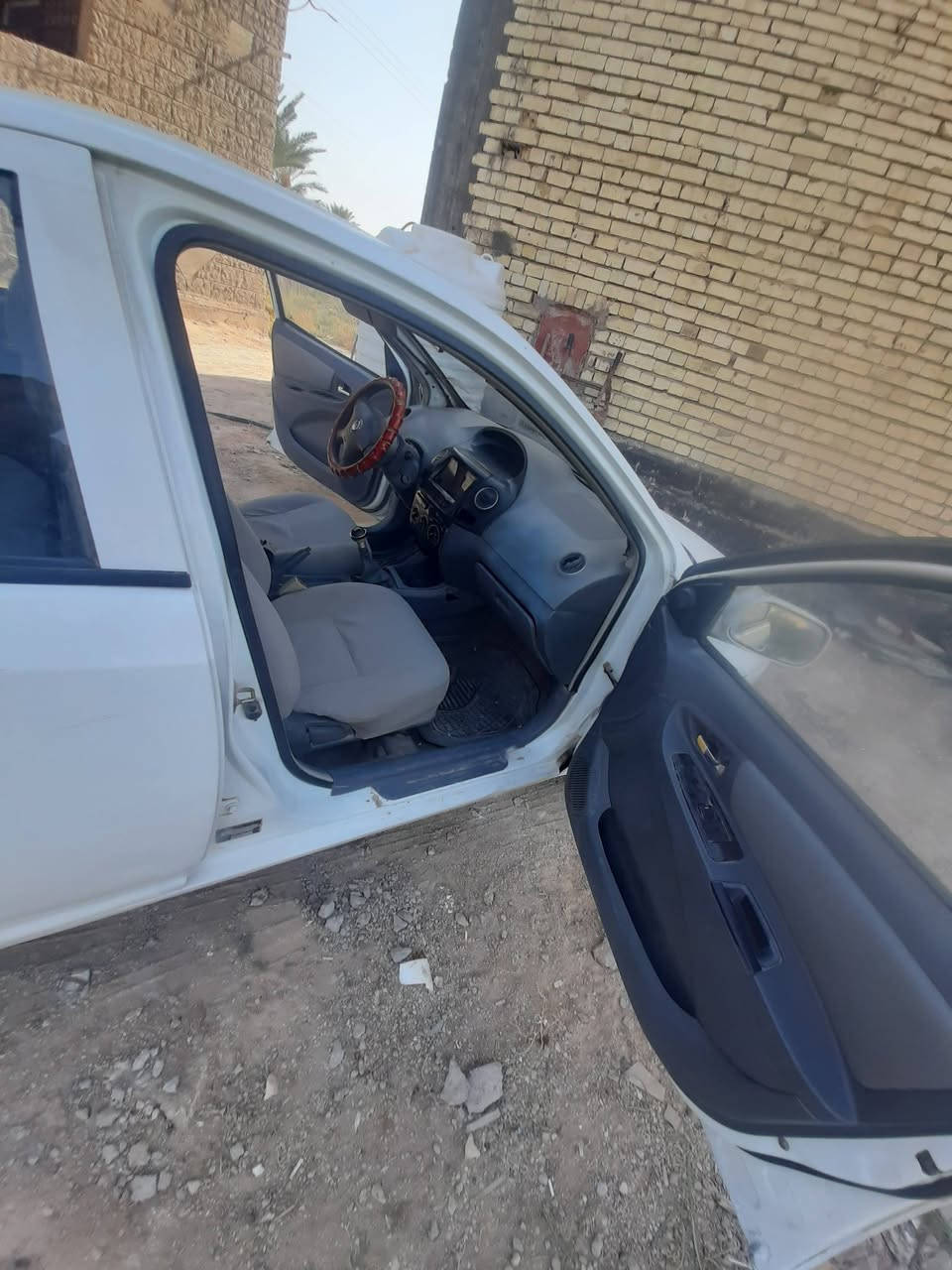 السلام عليكم
السلام عليكم 
للبيع ٢٠١١ 
***********
كربلاء
