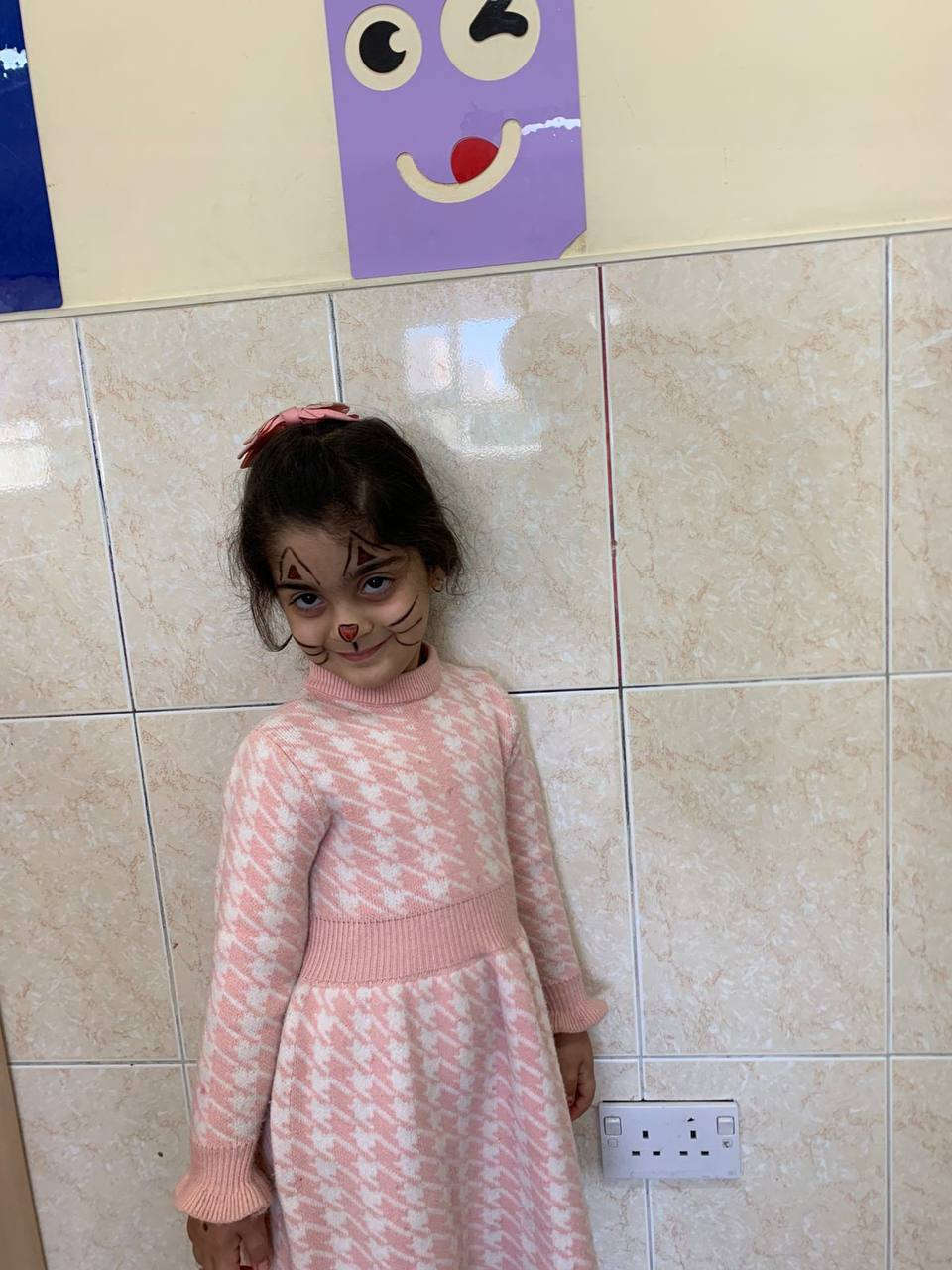 لقضاء وقت مليء بالسحر والألوان!
قمنا بتحويل وجوه صغارنا الجميله إلى لوحات فنيه مبدعه باستخدام الالون الزاهيه وتحويلها إلى شخصيات يحبونها 
سنرسم الفرحه على وجوههم والسعادة في قلوبهم 
حضانة نور بسماية A9 
مؤسسة كيدز اكاديمي التعليمية  
للاستفسار مراسله الصفحه او الاتصال ***********☎️
