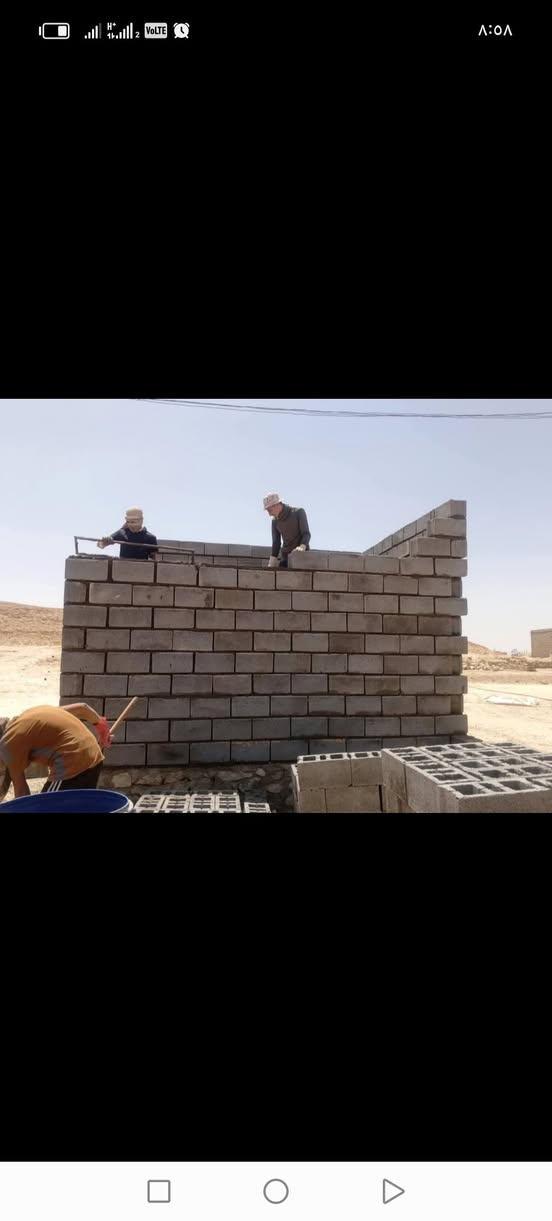 سلام عليكم بناه حجر وبلوك درجه وله الحجز ***********
