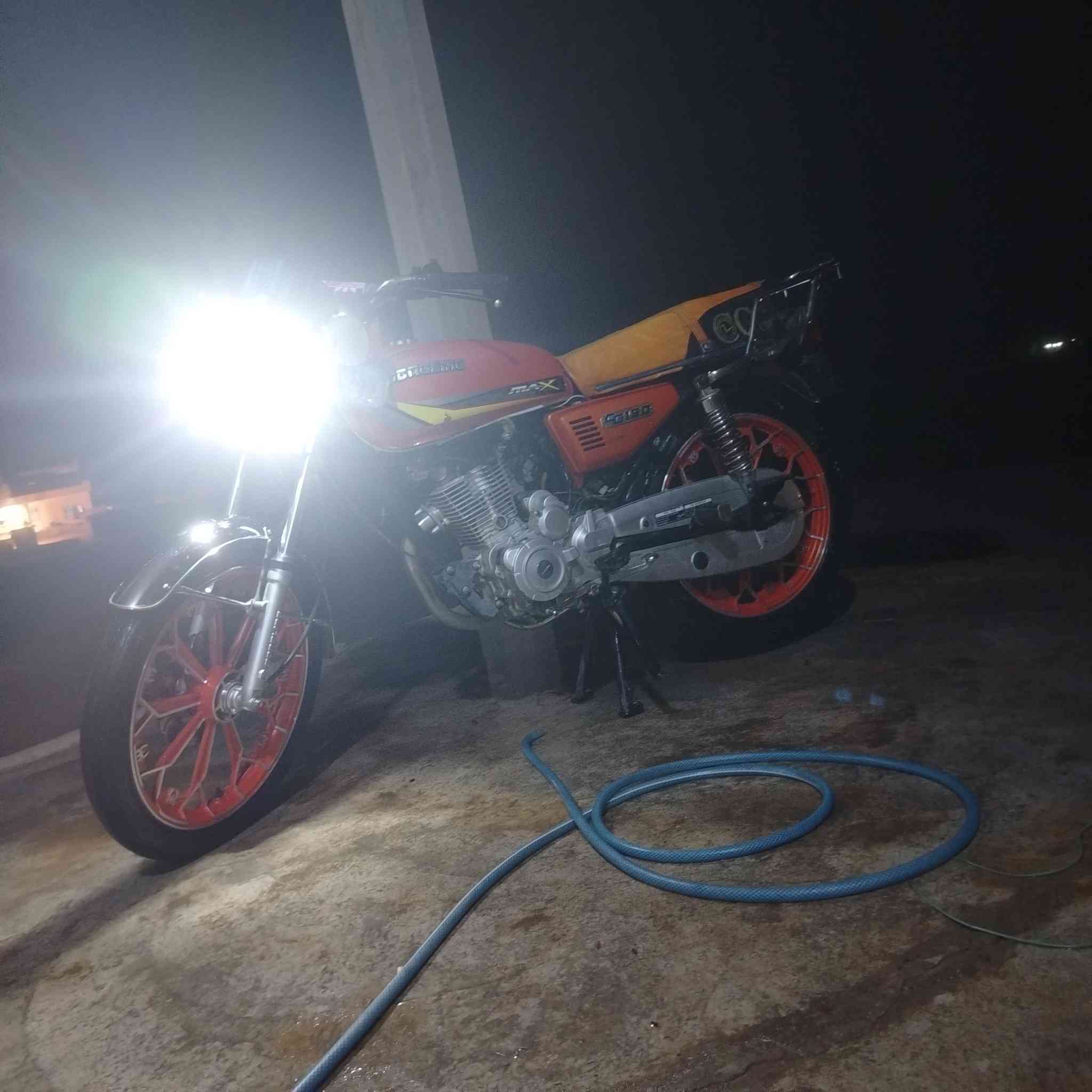 سلام عليكم هاي الدرجه للبيع موديل 2024 كهرباياته كله شغله بس الشاشه عطلانع  المكان كركوك قضاء الدبس السعر 550 او بيه مجال الطيبين
***********
