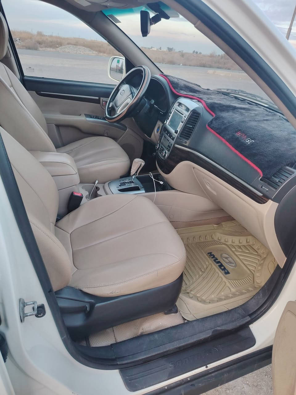 سلام عليكم
سنتافي ٢٠١١ فوال بصمه محرك ٦ خليجي 7راكب ٣ قطع تبريد السعر ١٤٦ بيهه مجال العنوان ديالى المقدادية ***********
