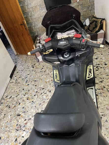 سلام عليكم دراجه تي ماكس مديد 2014 دراجه شلعه معدل يخبل مكينه تخبل نصبته احله من صور متروسه تزويد لبيع مكان حيور سعر. ٣٣ رقمي بيه واتساب ***********
