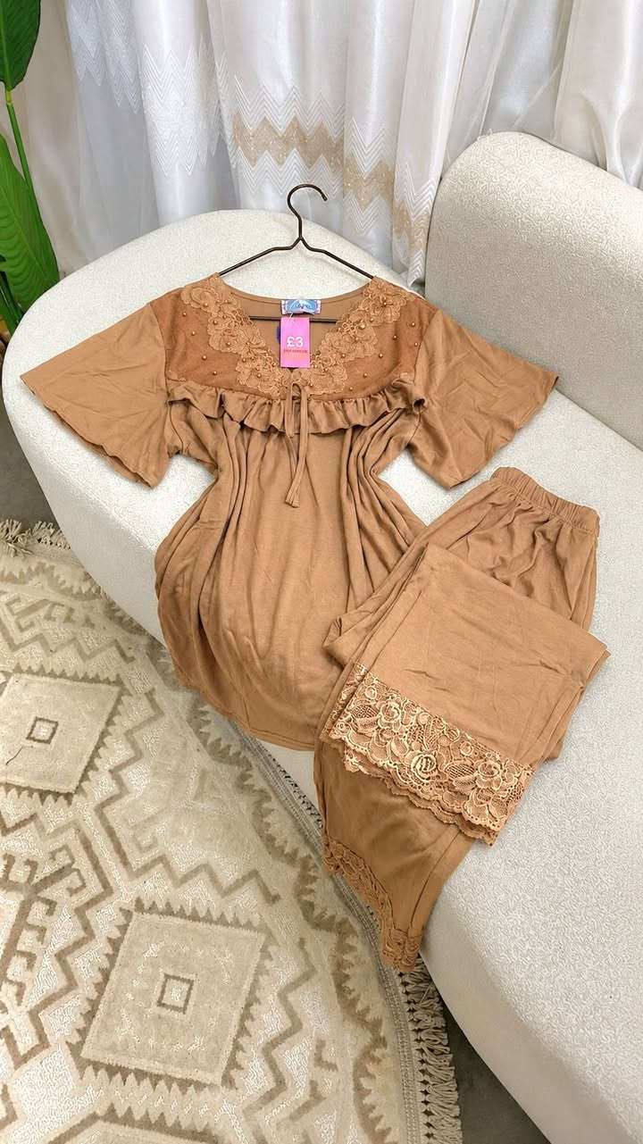 بنات طلب راجع 5 قطع جان ب 35 وي توصيل حاليا ابيعه ب30 وي توصيل الي تريدهم خاص .


**إذا كنت صاحب هذا الإعلان وتريد حذفه لأي سبب، رجاءا أرسل رسالة إلى الدعم الفني**