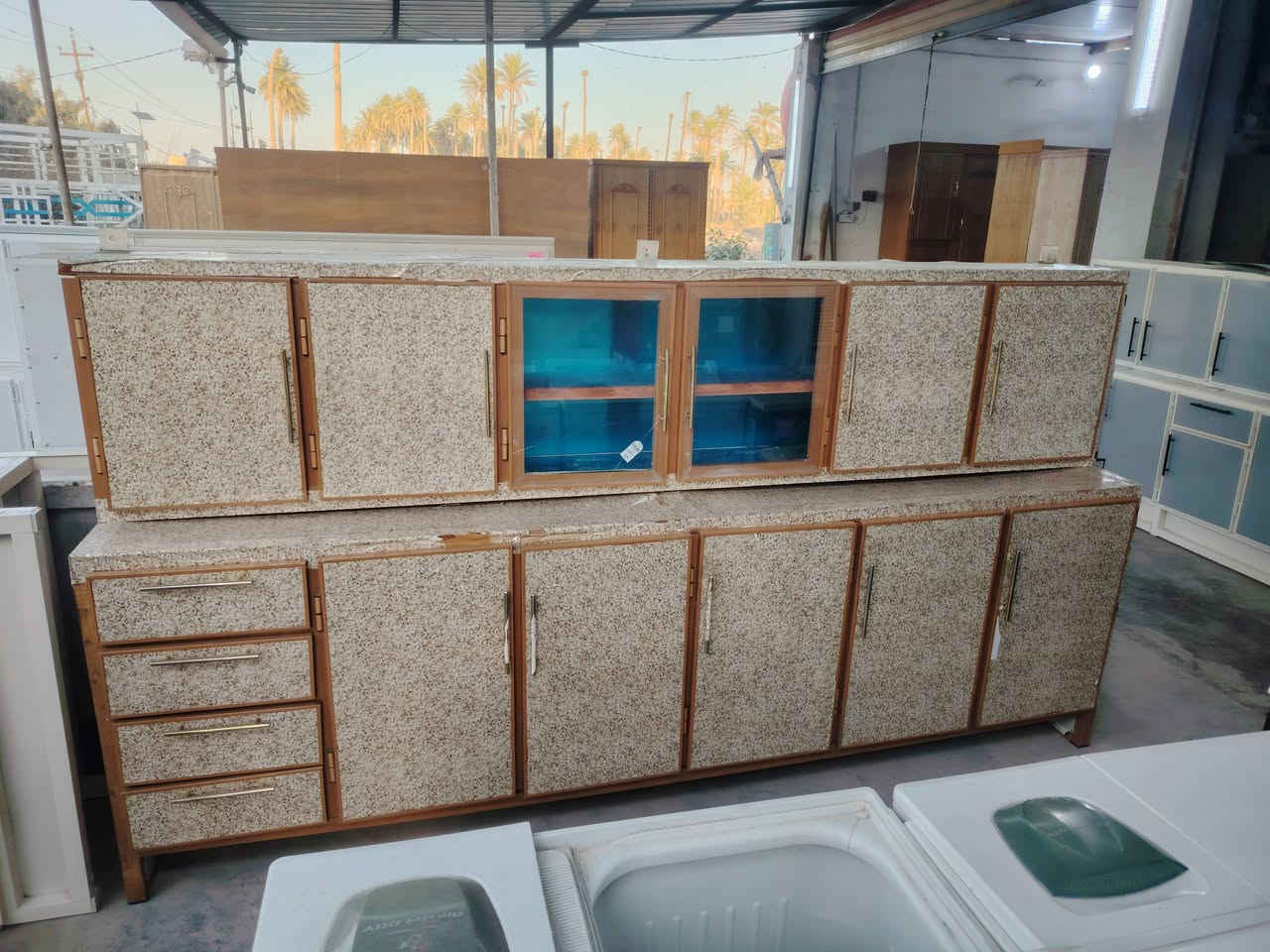 السلام عليكم احبتي 🌷 بيع وشراء ومراوس🌷 كافه الغراض المنزلية العنوان شهربان قرب❤ جسر الانكليز مدخل سريحة ***********🌿 بدارة خالد التميمي 🌹 مزاد الجوادين قضاء المقداديه 🌿يوجد خدمة توصيل فقط داخل ديالى
