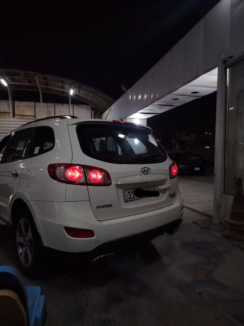 سلام عليكم 👋
🟠هونداي سنتافيا.. 
🟤موديل 2012..
🔴مكفوله كفاله عامه.. 
⚪الون ابيض صدفي.. 
🔵7راكب..
⚫ 3 قطع تبريد.. 
🔘شاشة كبيرة.. 
🔶تحكمات ستيرن.. 
🔷ليد نهاري.. 
🟡ماشية 186الف..
🟢 3.500..v6.
للستفسار اكثر الاتصال على رقم صاحبها
***********
