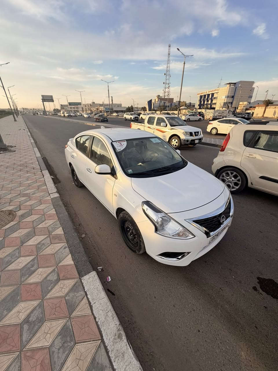 السلام عليكم 
نيسان سني هندي ام ضمان  للبيع 
موديل 2025 زيرو 
البصره اربع شوارع 
سعر 140 مع وكاله مجانية 
***********
