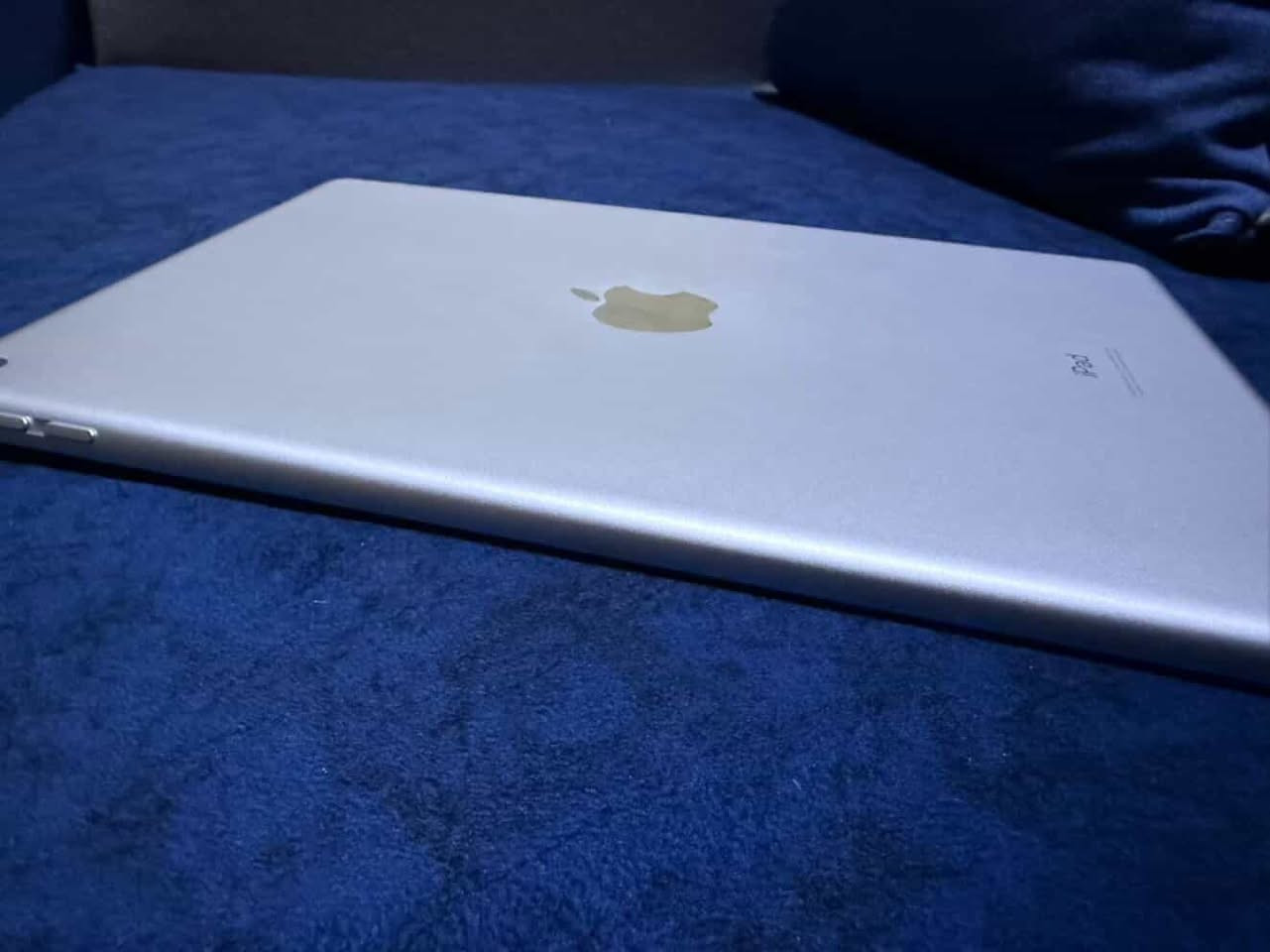 السلام عليكم حبايب ايباد 9 جديد بالكارتون مستعمل شهرين فقط النظافة 100‎%‎ ذاكرة 256 كامل الملحقات وبيه مجال بسيط وبعده داخل الضمان  السعر 370 الف


**إذا كنت صاحب هذا الإعلان وتريد حذفه لأي سبب، رجاءا أرسل رسالة إلى الدعم الفني**