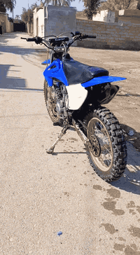 السلام عليكم دراجه #كاويار #محرك #الأصلي الرصاصي حجم المحرك 250cc موديل 2024 هي وادواته دراجه مكفولة من برغي للبرغي خير من الله كل عيب مابيه مثل ما موجوده بالتصوير 
الس0عر مليون و 250 هيه وغراضها مكاني ديالى الخالص


**إذا كنت صاحب هذا الإعلان وتريد حذفه لأي سبب، رجاءا أرسل رسالة إلى الدعم الفني**