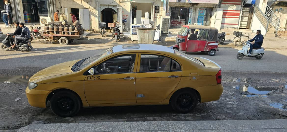 ليفان 620 مديل 2013
السياره باسمي سنويتها تنتهي 2029
مكفول مكينه وكير (مكينتها الاصليه )
ماشيه 95 
السياره ما ناقصها اي شي تبريد تدفئه كلها شغاله   كلشي بيها بلاد
تخم تاير هسه شاد 
باتري جديد 
حداديه حلوه
السعر ٣٩ بيها مجال قليل 
ملاحظه اليشتري يداور  
***********
