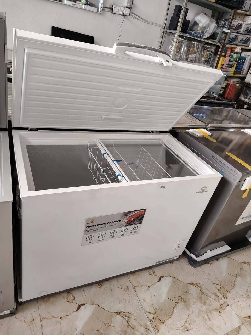 مجمدات جديده بالكارتون نوعيات فول حجم 14 و16 قدم 
ب350 الف
مجمدات مستخدمه 12 قدم و14 قدم اسعار من 150 لحد ال250 الف


**إذا كنت صاحب هذا الإعلان وتريد حذفه لأي سبب، رجاءا أرسل رسالة إلى الدعم الفني**