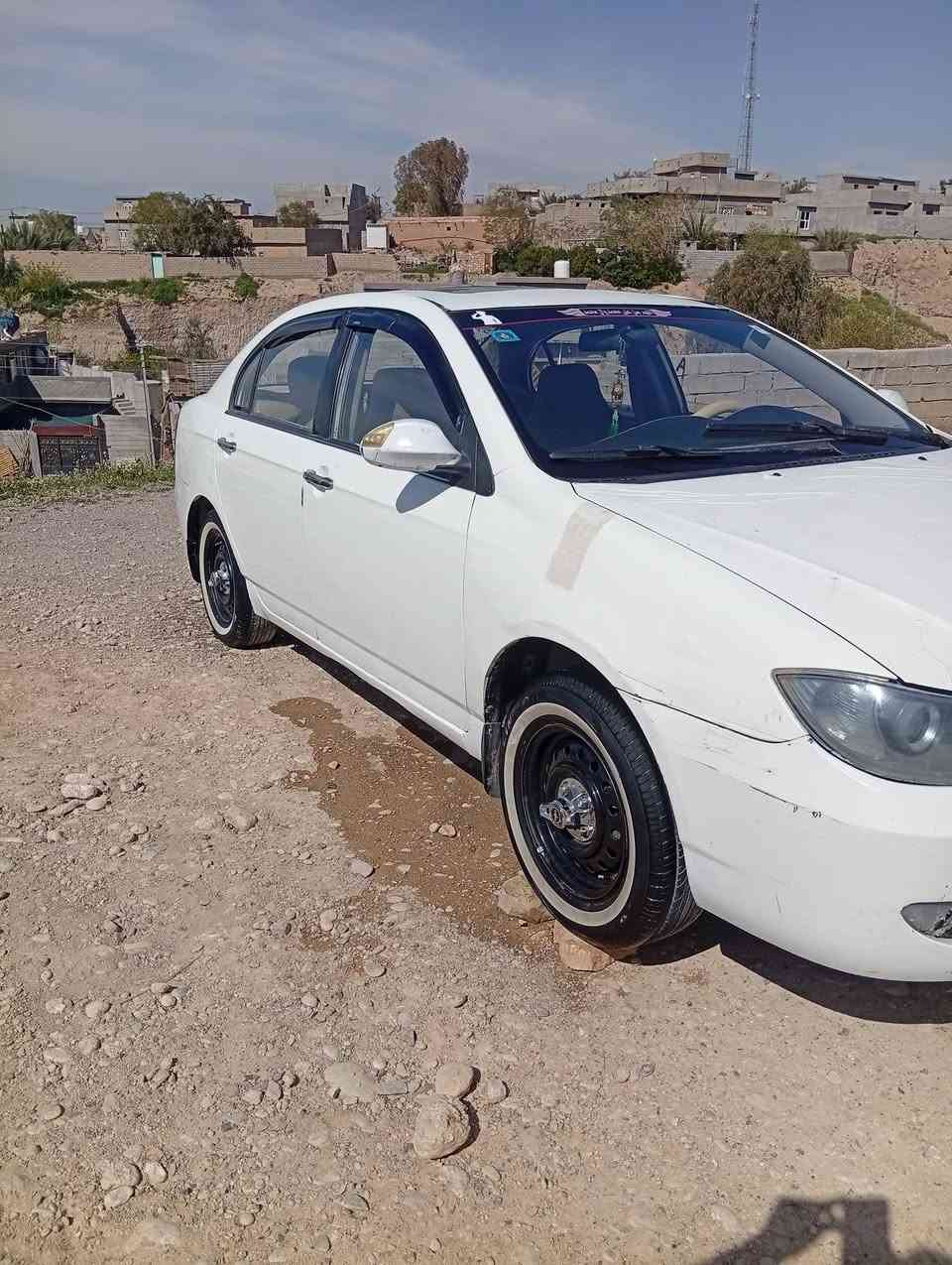 سياره للبيع موديل 13 الثانويه 29 سياره مسمين كيلو مكينه كورولا 1800 جير عادي السياره مقفوله من اي ضرر السياره حداديه جديده تبريد شقات 
سعر50
***********
العنوان ديالى جلولاء
