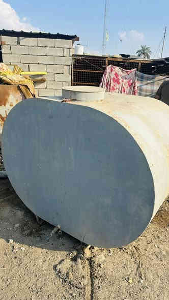 تانقي للبيع بليت3ملم حجمه طنين وميه سعره 200الف شراي يتصل***********مكان بصره
