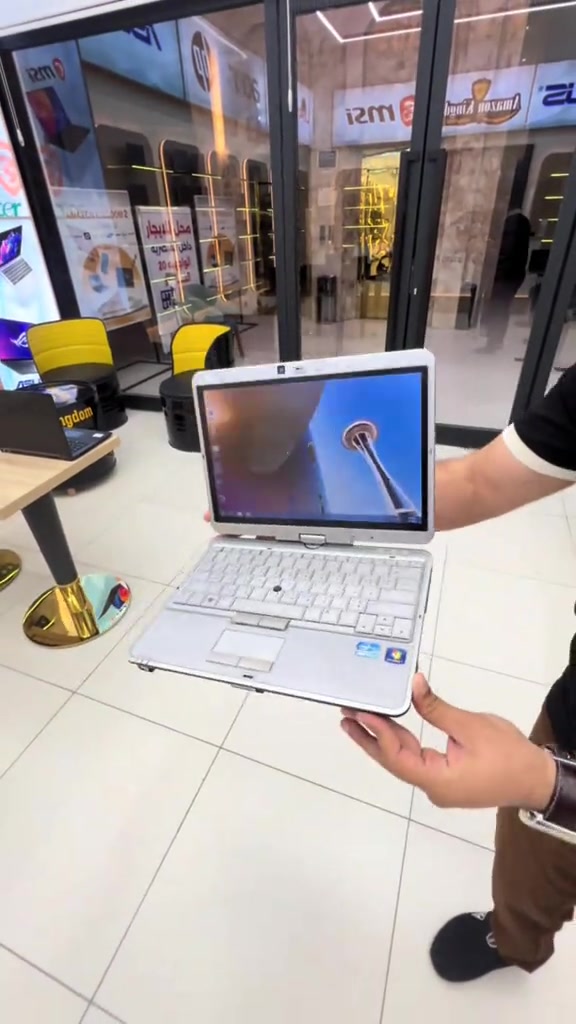 #عروض_العيد يمنااا شي مختلف  Cori7  وب75الف؟! نعم وبس يمنااا لابتوب hp elitebook  هارد320 hdd ورام4 وقابل لتطوير  وندوز 7 وتكدر تسوي وندوز10  وبسعر75الف  موجود بفرع الكرادة حصراً  ***********
