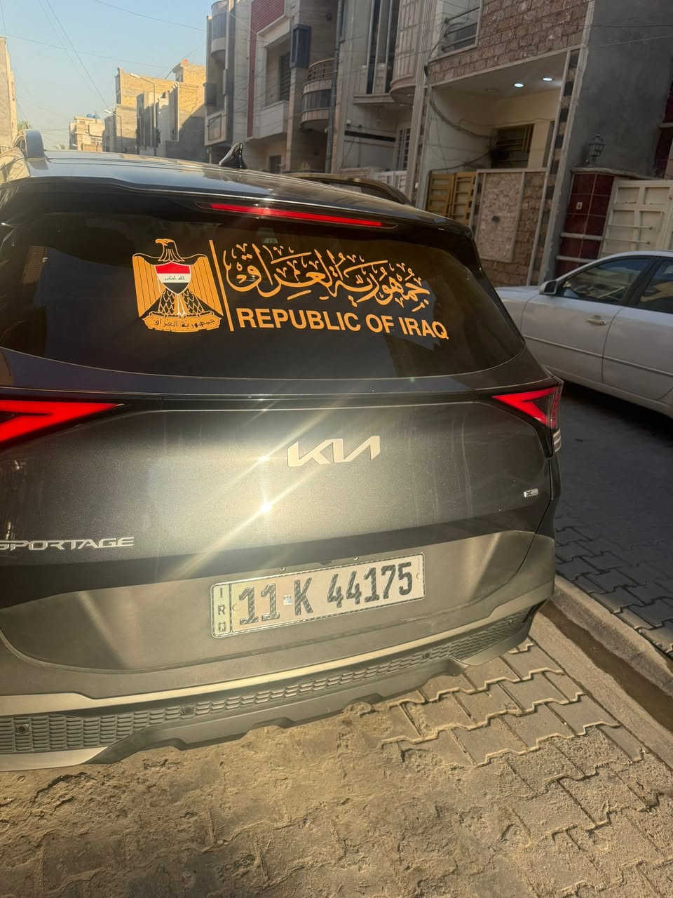 سبورتج للبيع مويل ٢٤ وارد امريكي حادثها جدا بسيط موضح بالصور فول مواصفات xلاين مكانها بغداد رقمها بغداد السعر 210 ورقه دولار امريكي وبيها مجال ***********
