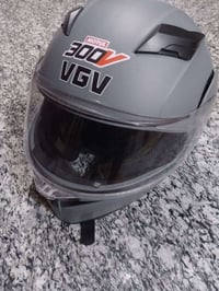 خوذة VGV • بلا مشاكل • شارع 40