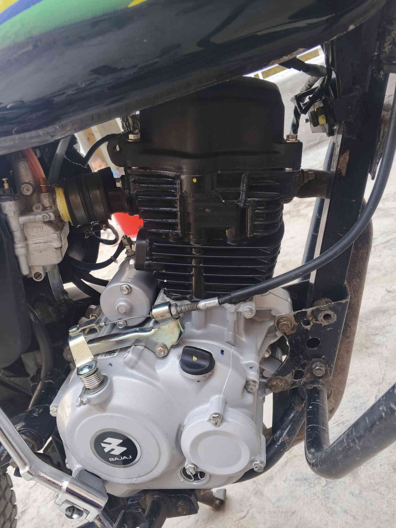 يالله 
سلام عليكم 
دراجه بوكسر دراجه نضيفه كلش انضف من الصوره شاصي 18 والباقي 25 اوراق اصوليه دراجه مكفوله من كلشي 
مكينه 25 بعدها ما ماشيه 20 كيلو 
السعر 1350وبيها مجال بسيط
خاص + *********** مكاني قضاء الدوايه
