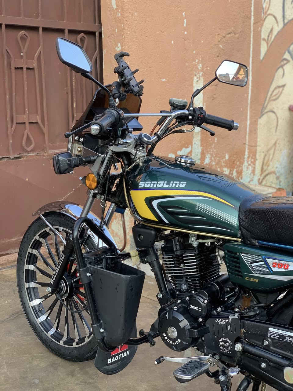 السلام عليكم سيفان 2026 للبيع مكينة 200 مابيها اي نقص شاشه تاب شغاله مكاني ديالى شهربان ***********
