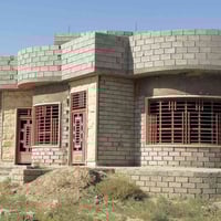 بيت للبيع مساحه الأرض ١٠٠٠ متر مقابل قاعه الموال..مساحه البناء ٢٠٠ متر...