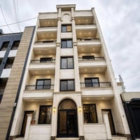 🏡 شقة للإيجار في الكرادة – قرب مجمع الليث ▪️ غرفتان وصالة ومطبخ وحمّام...